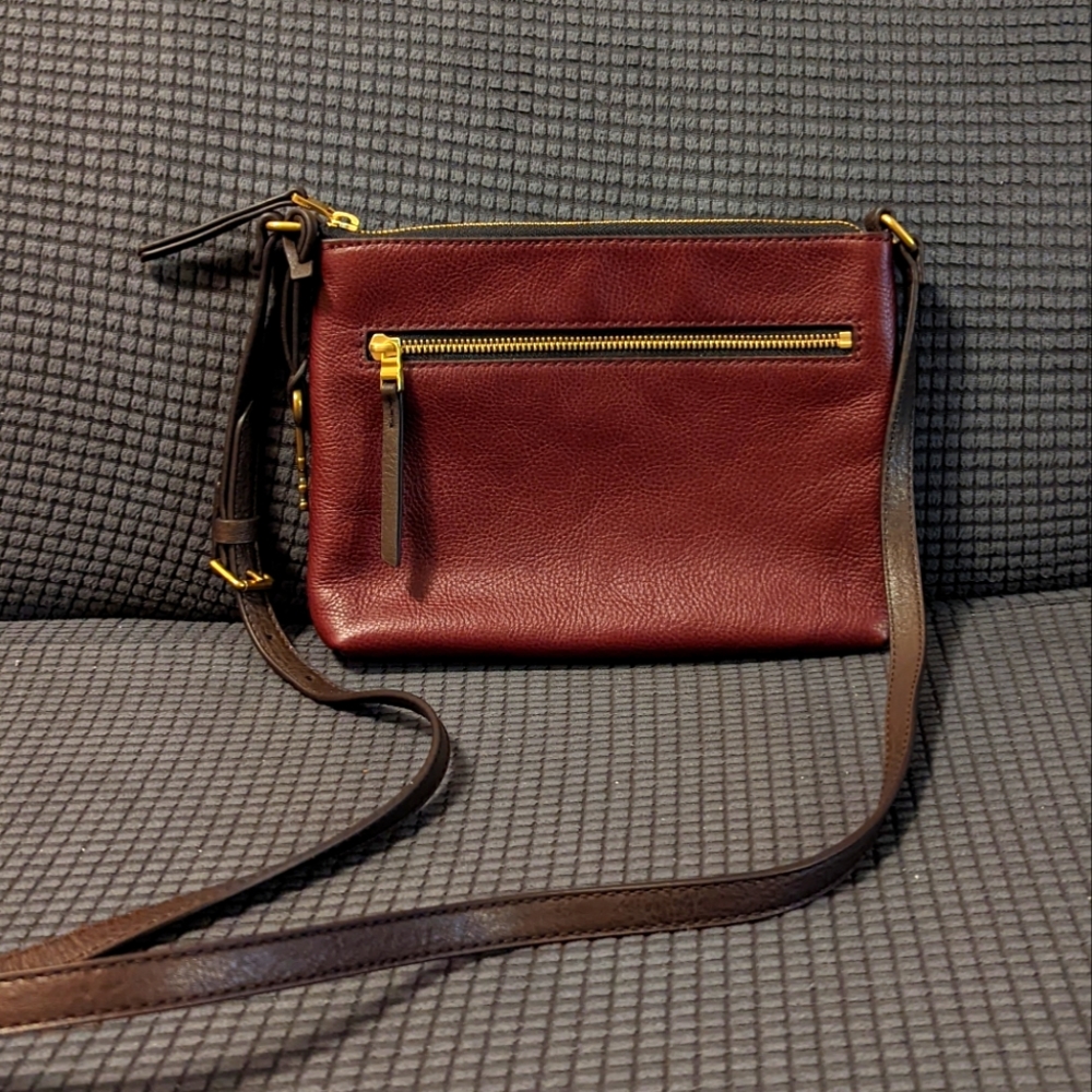 Fossil Fiona Small Crossbody